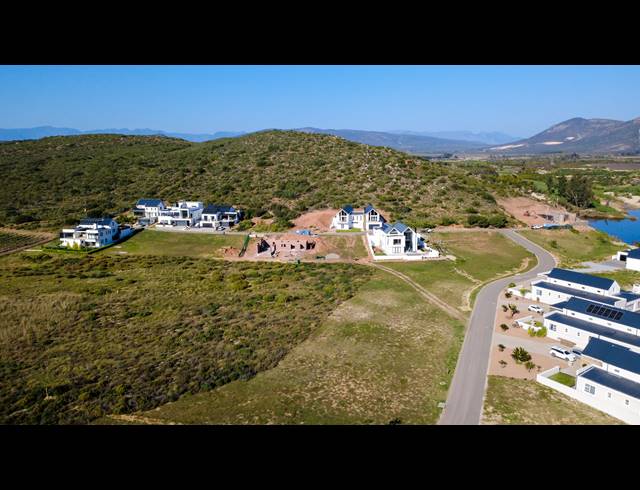 628M² VACANT LAND FOR SALE IN SILWERSTRAND GOLF AND RIVER ESTATE